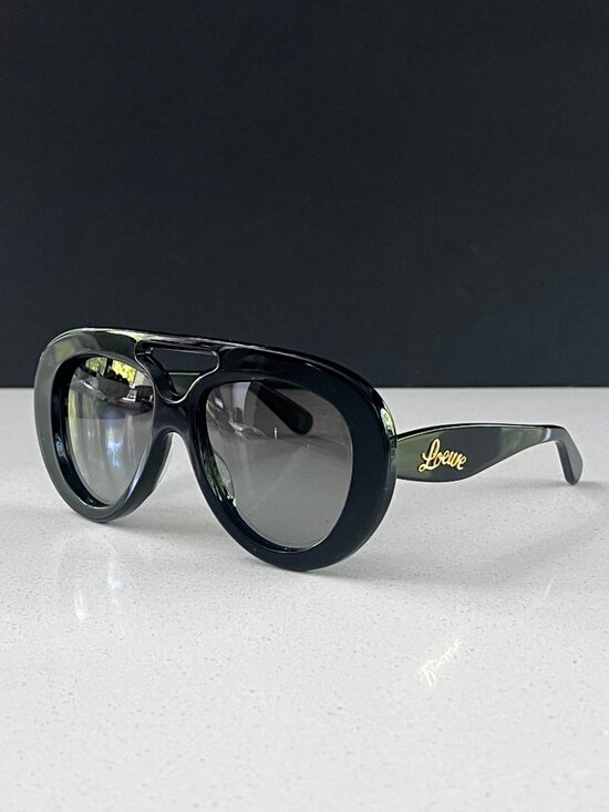 Loewe LW40144U 01B Aviator Frame black Sunglasses main image 8